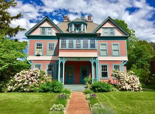 27 Franklin St, Northampton, MA 01060