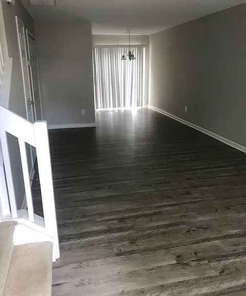 2022 McNeil Paper Ct — Photo 2