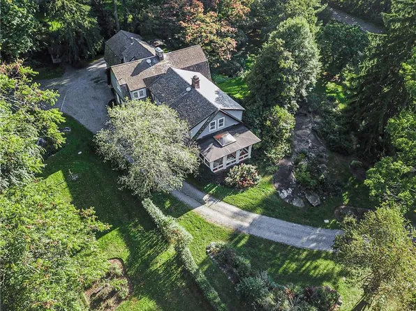 39 Hawthorne Way, Hartsdale, NY 10530