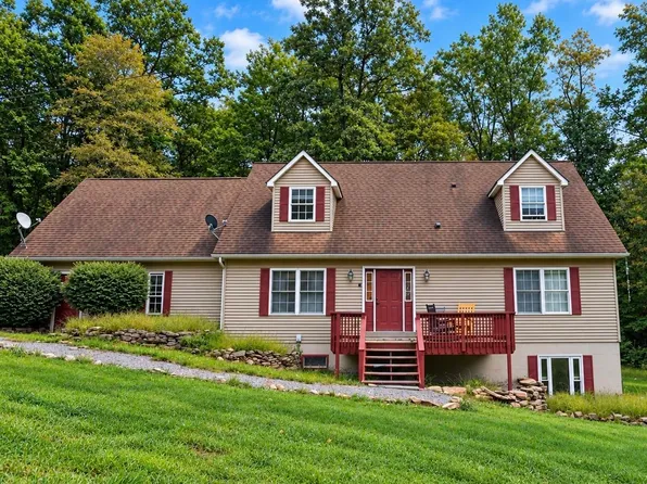 506 Cinder Bin Rd, Terra Alta, WV 26764
