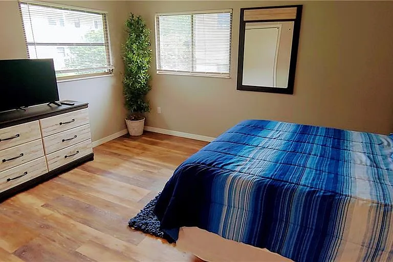 309 Shore T Rd — Photo 17