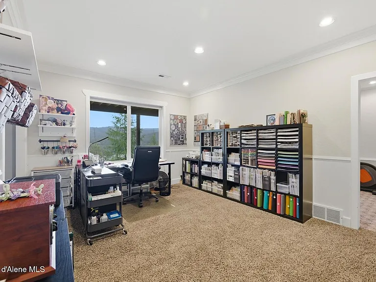 37371 E Hayden Lake Rd — Photo 38