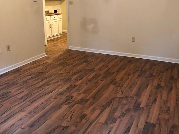 2nd image of 902 Barrow Dr