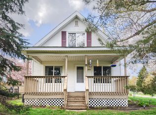 2952 Carr St, Flint, MI 48506