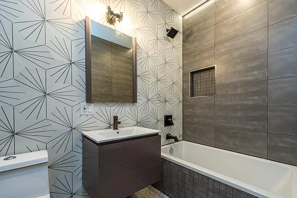 Rented by Nooklyn NYC LLC | media 11