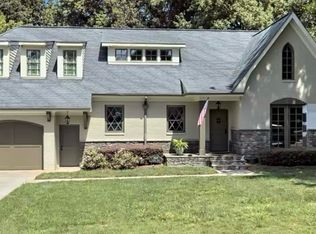 1422 Exeter Rd, Charlotte, NC 28211