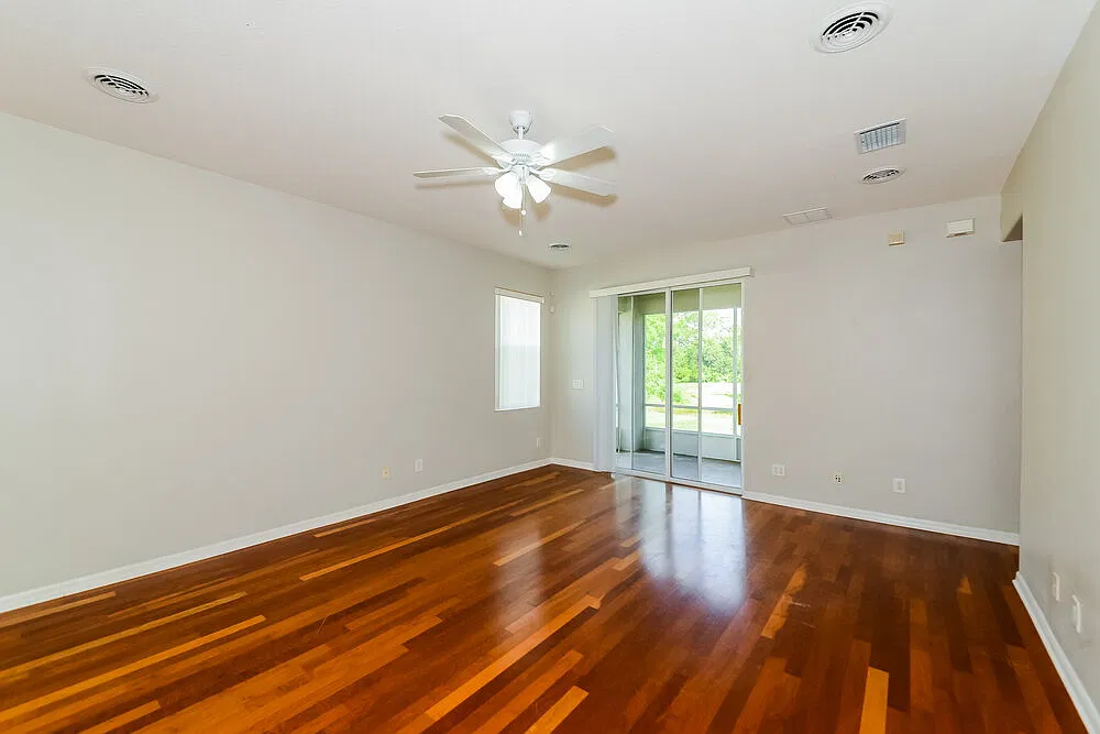 3 bed, 2.0 bath, 1868 sqft, $3,660 — Photo 4