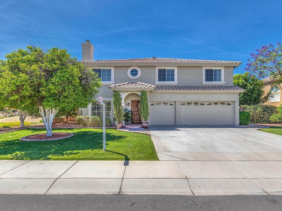 1st image of 3833 E Leah Ct