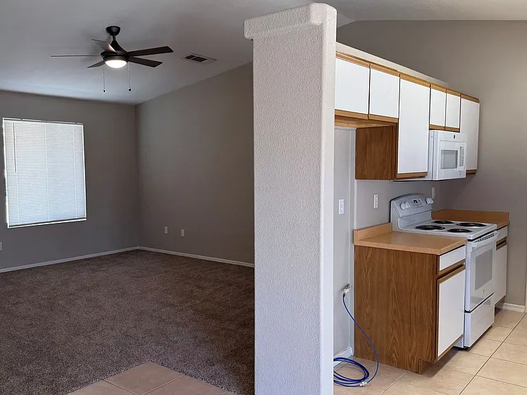 3128 Jamaica Blvd S — Photo 7