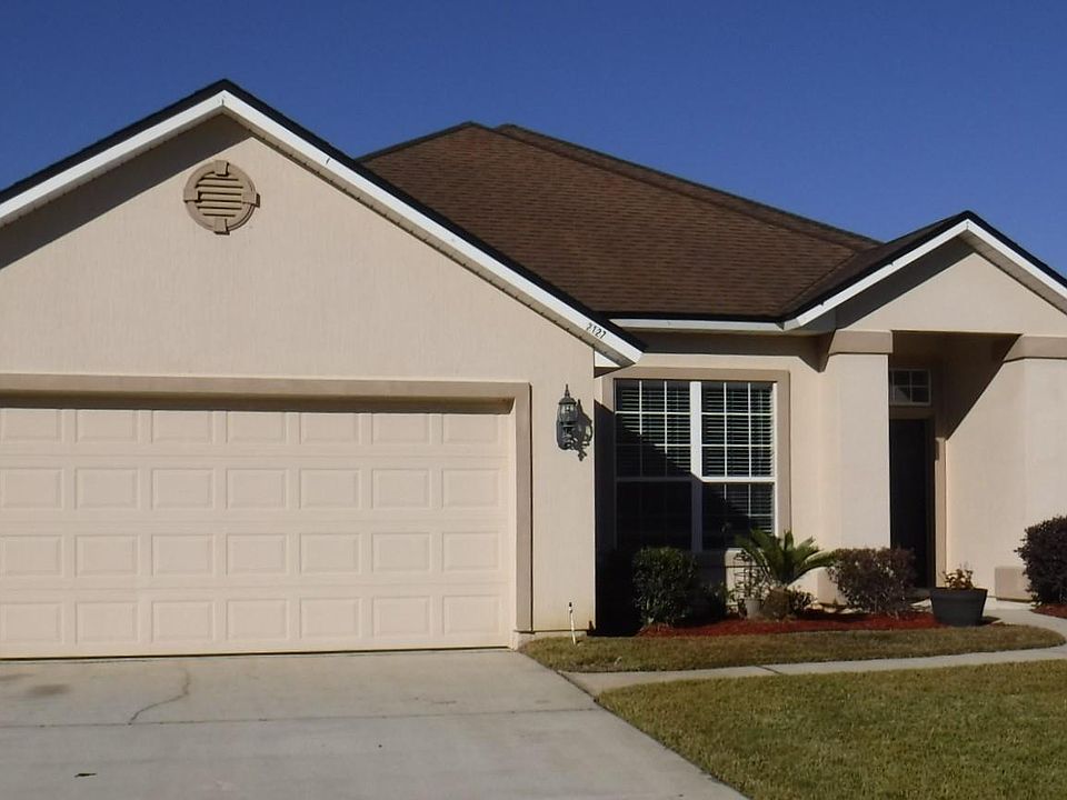 1st image of 2127 Creekmont Dr