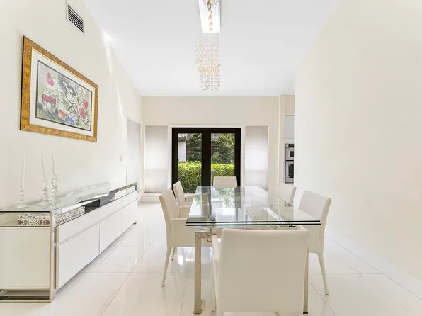 4551 NW 26th Pl, Boca Raton, FL 33434