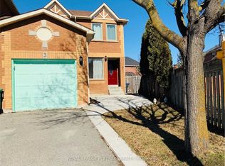 3 Mullis Cres, Brampton, ON L6Y4T3
