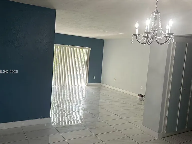 6900 N Kendall Dr #A205 — Photo 1