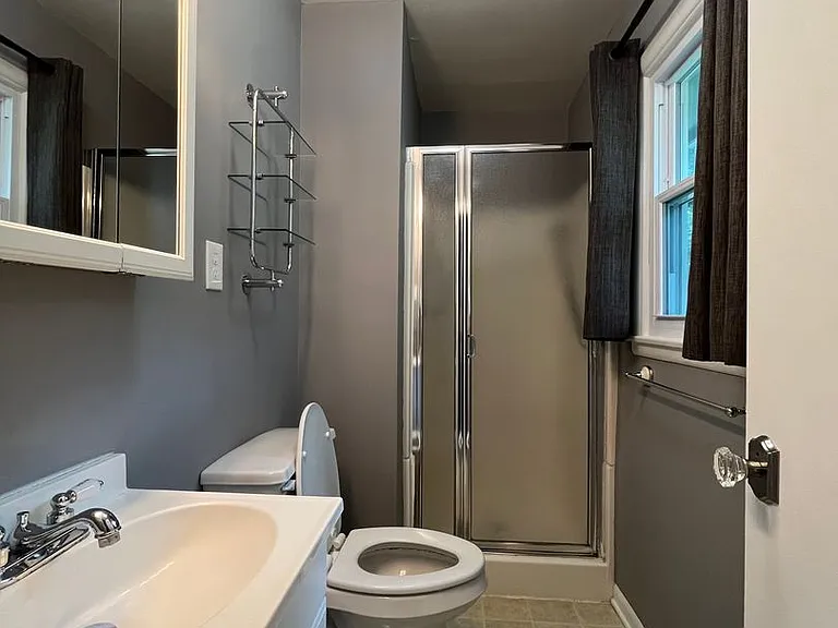 1103 Willow Dr — Photo 12