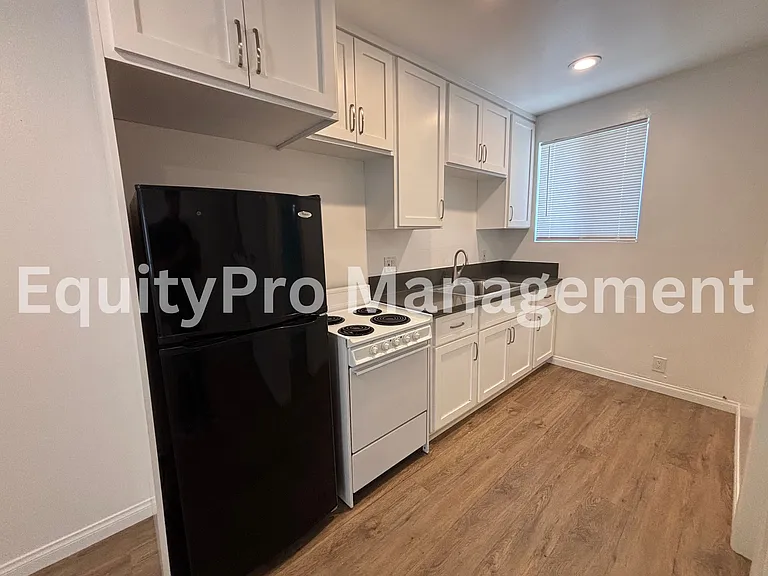 7318 Milton Ave #5 — Photo 4