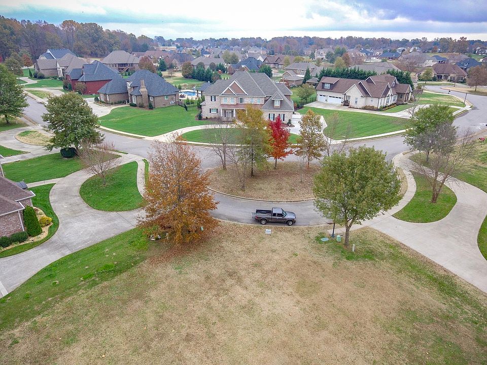 1st image of 318 Gray Hawk Trl