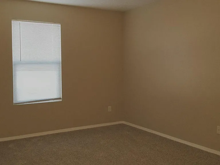 3611 Middlepark Ct — Photo 7