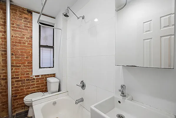Rented by Keller Williams NYC | media 3
