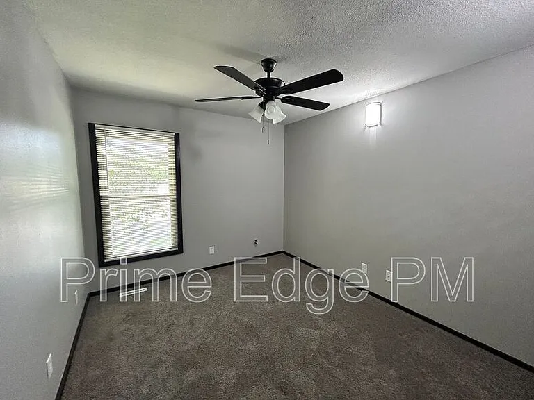 1841 Ridgehaven Ct #4 — Photo 16