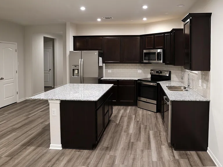 7527 Tabletop Ln — Photo 4