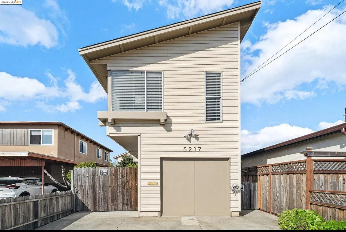 2 bed, 1267 sqft, $2,750 — Photo 2