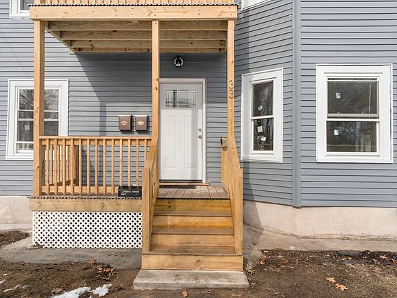 4th image of 33 Woodlawn St