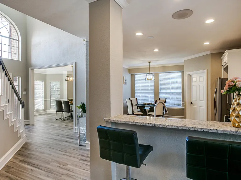 6904 Amethyst Ln — Photo 7