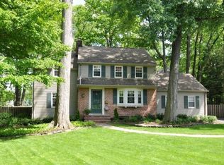 11 Colony Ct, Summit, NJ 07901