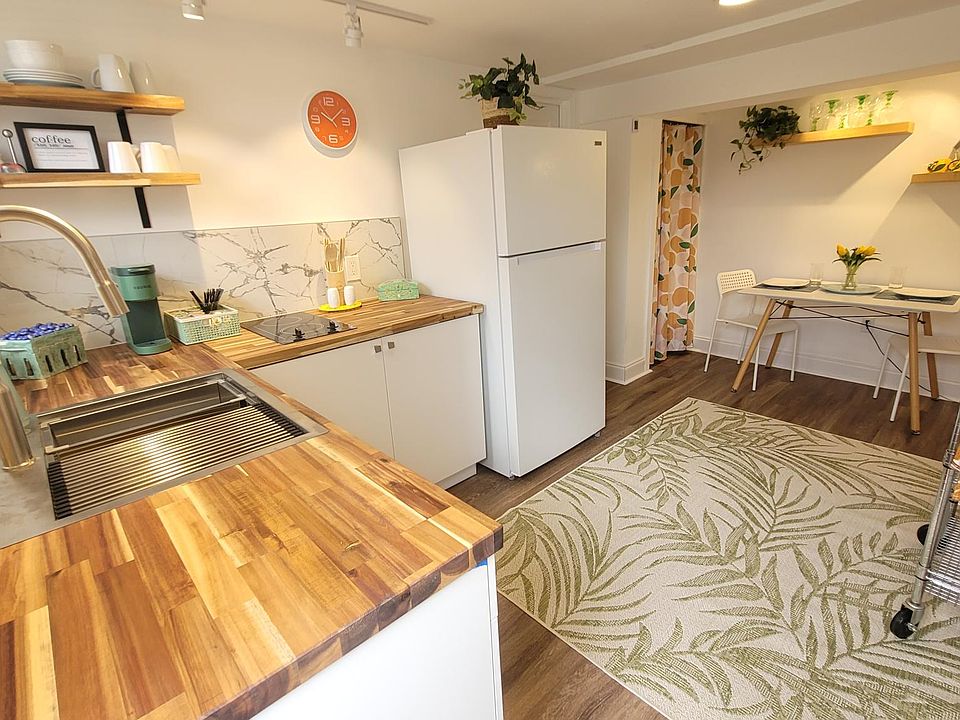New kitchen and appliances