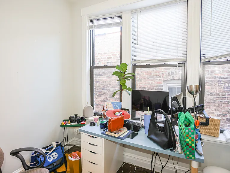 2341 W Charleston St #3F — Photo 9