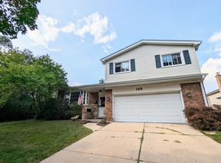 168 Sunrise Dr, Wheeling, IL 60090