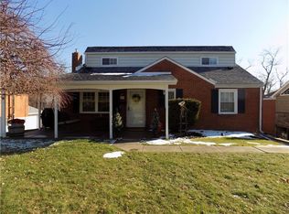 240 Mohawk Dr, McKeesport, PA