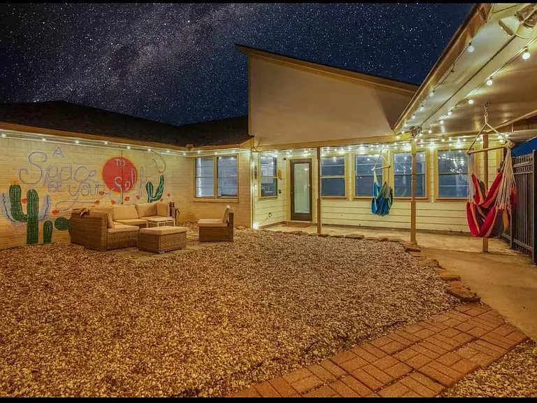 3107 Cherry Creek Dr — Photo 15