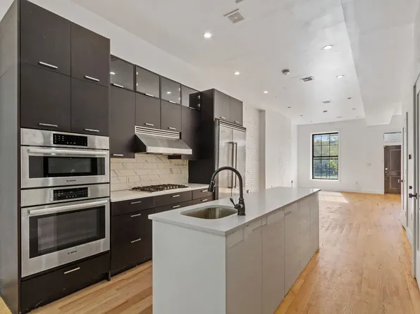 751a Monroe Street image 3 of 25