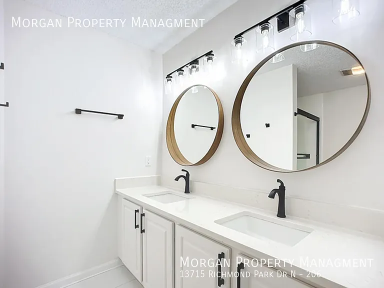 13715 Richmond Park Dr N #206 — Photo 13