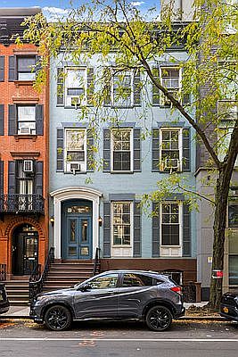 1st image of 136 E 30th St #1/2