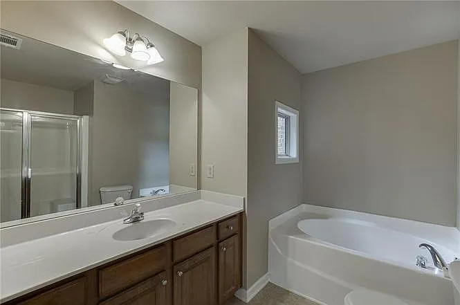 314 Oakland Hills Way — Photo 17