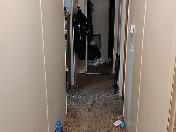 3rd image of 3852 Timberlee Ave NW