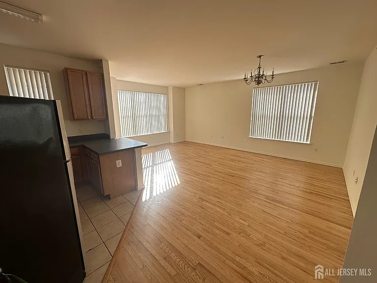 50 Roosevelt Ave #4305 — Photo 5