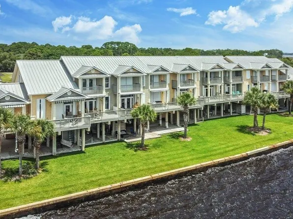 25 I Mashes Sands Rd, Panacea, FL 32346