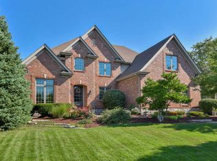 609 Papermill Hill Dr, Batavia, IL 60510