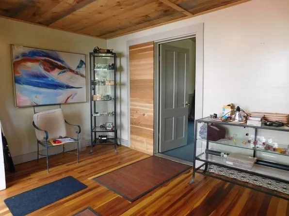 103 Elm St, Warren, PA 16365