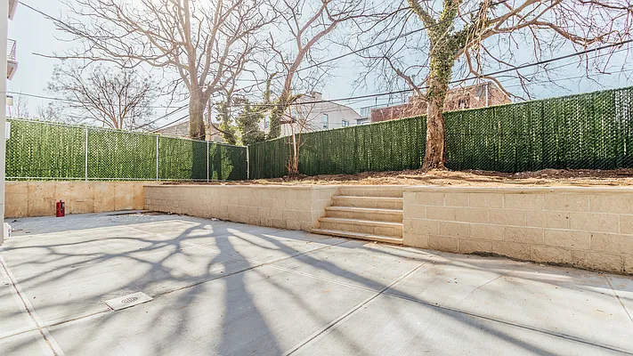 Rented by Nooklyn NYC LLC | media 34