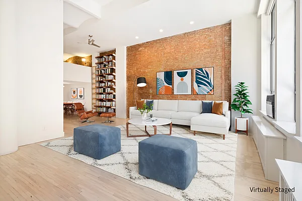 Rented by AVENUE 8 INC | media 12