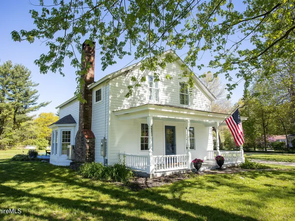 194 E Main St, Sheffield, MA 01257