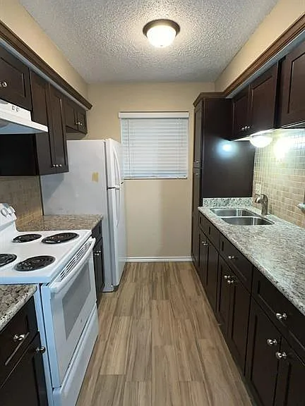1410 Blalock Rd #3 — Photo 4
