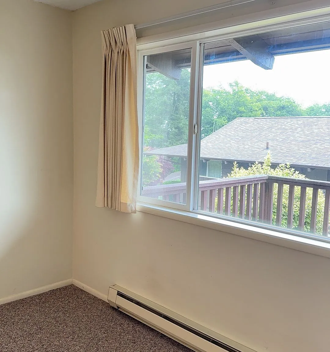 2 bed, 900 sqft, $1,550 — Photo 3