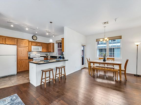 5th image of 2368 W SILVERTON Drive
