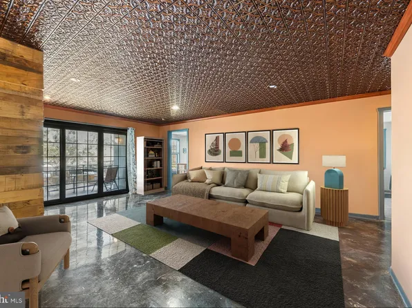 2 Leverington Ave #59, Philadelphia, PA 19127