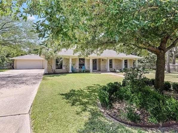 1014 Guadalupe Dr, College Station, TX 77840